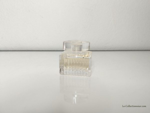Miniature de parfum "Roses de Chloé"