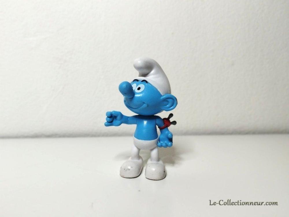 Figurine Schtroumpf tailleur