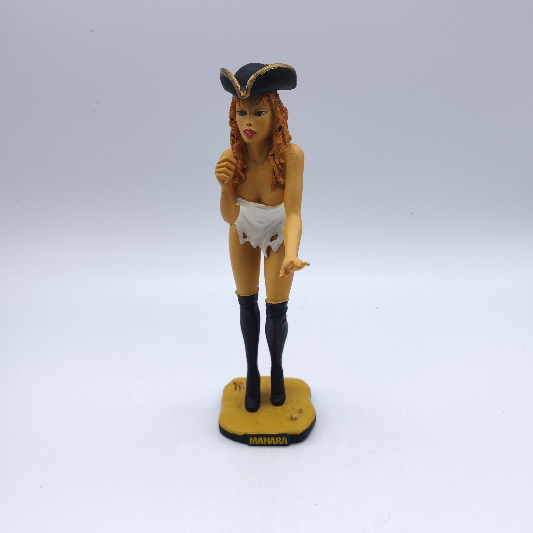Figurine Manara 2 (Gulliveriana)