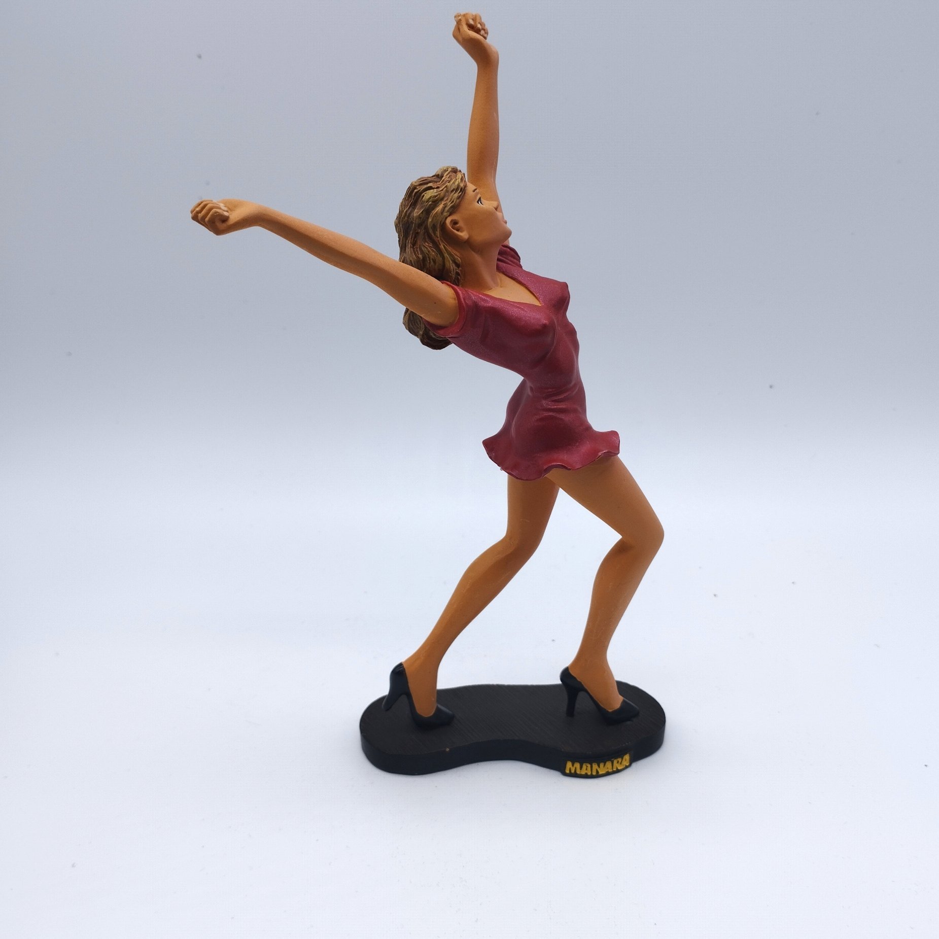 Figurine Manara 29 (Gloria)