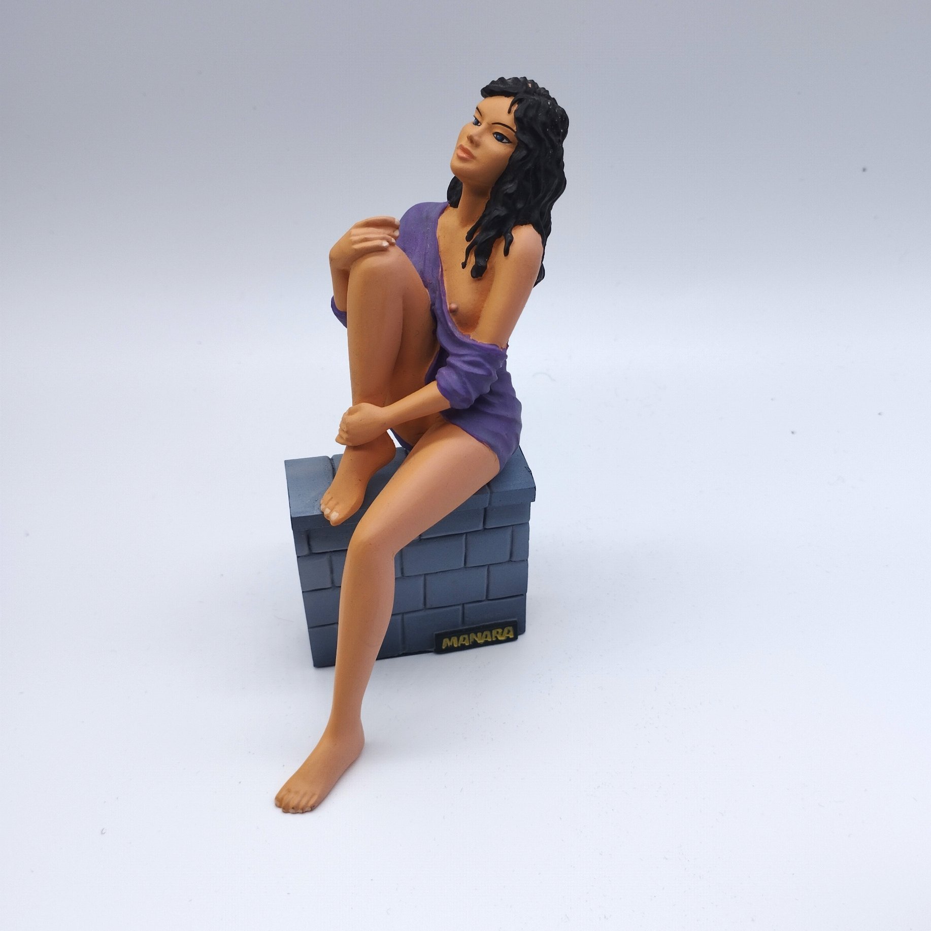 Figurine Manara 31 (Oriana)