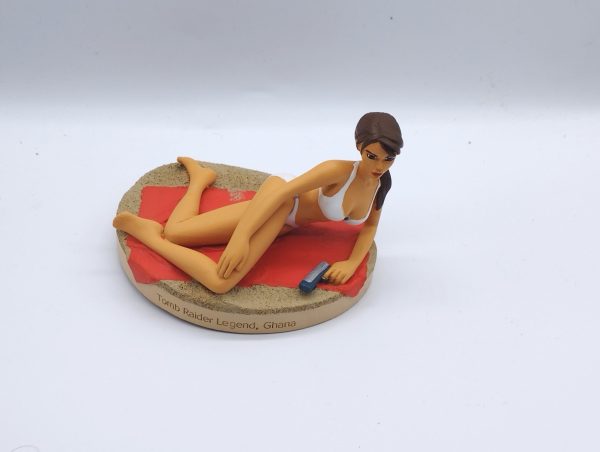 Figurine Lara Croft
