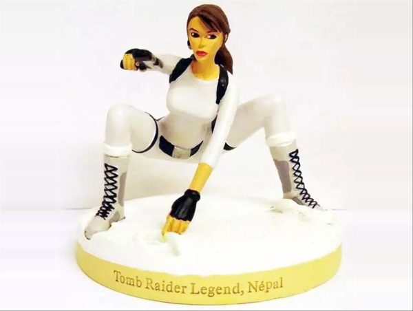 Figurine Lara Croft n° 40 – Népal