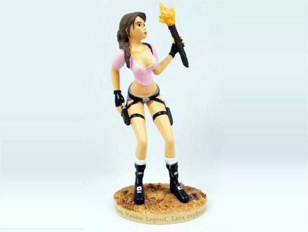 Figurine Lara Croft n° 47 – Lara Exploratrice