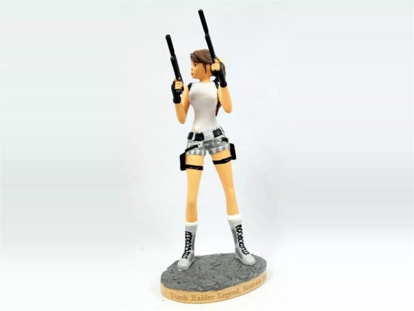 Figurine Lara Croft n° 49 – Style écossais