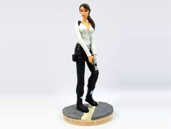 Figurine Lara Croft n° 53 – Angleterre
